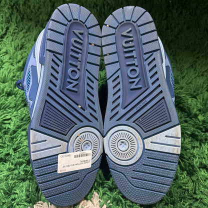 LOUIS VUITTON SKATES SZ 7 (NOBOX)