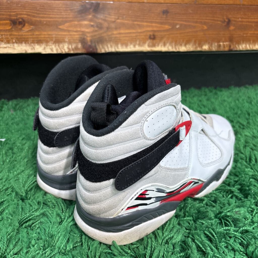 JORDAN 8 BUGS BUNNY SZ. 11.5 (NO BOX)