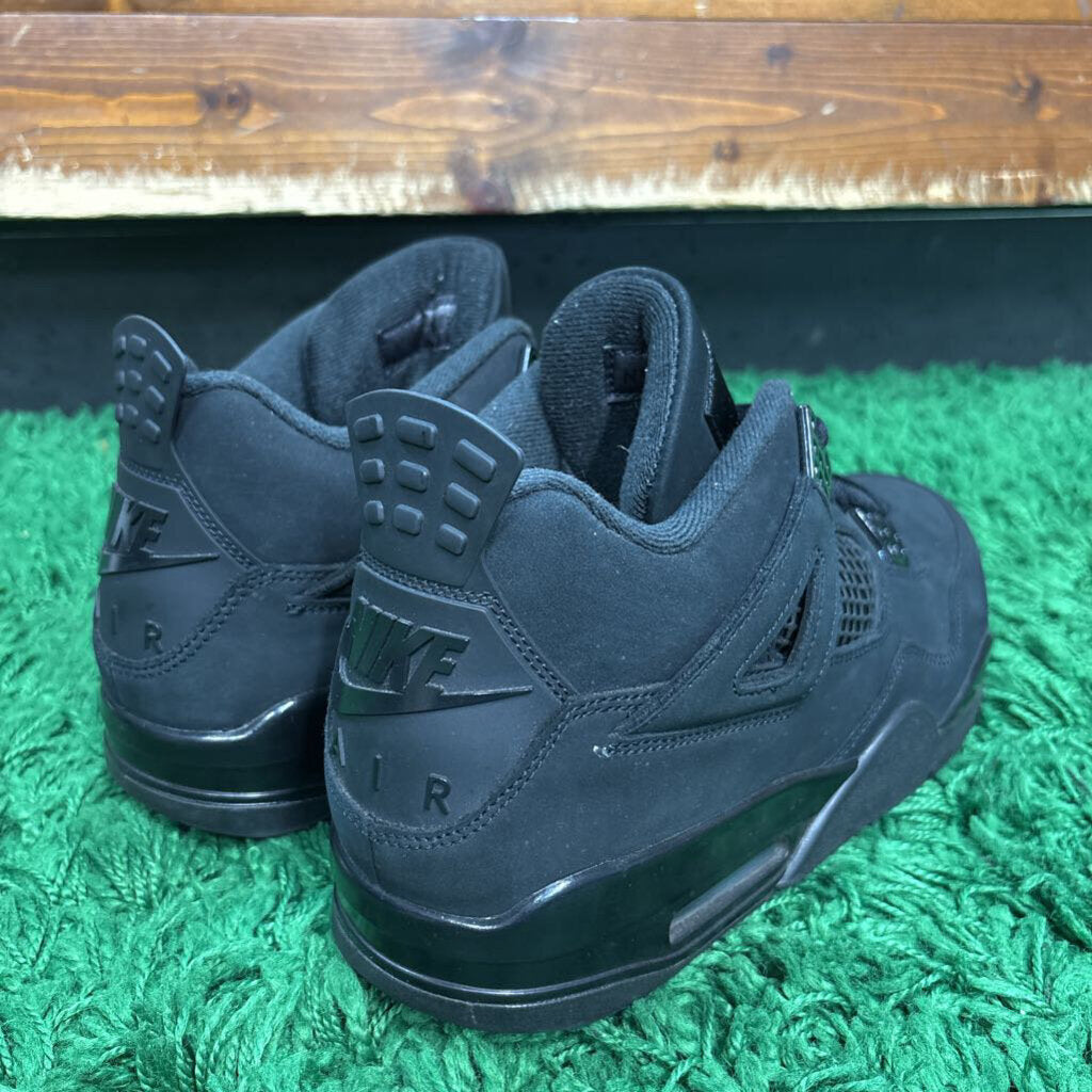 JORDAN 4 BLACK CAT SZ.12 (NO BOX)