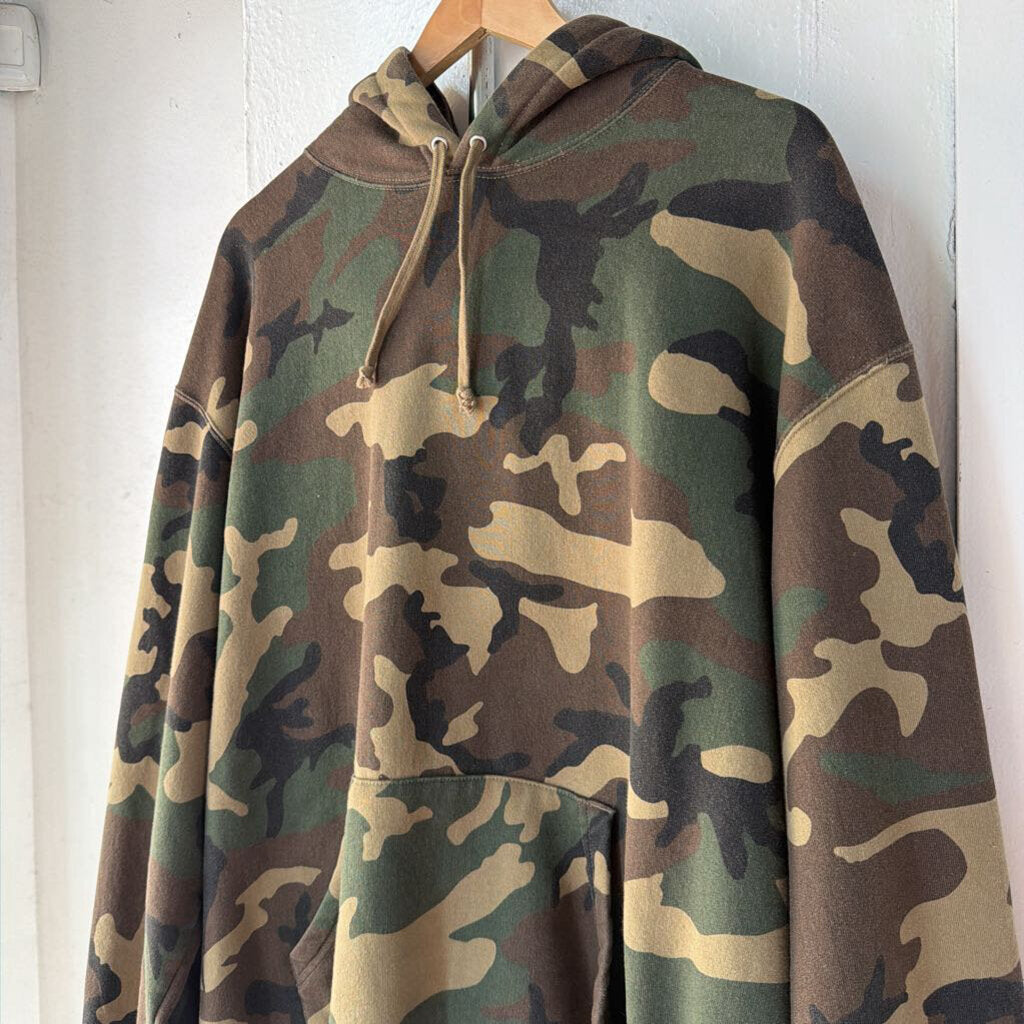 SUPREME CAMO PULLOVER SZ L