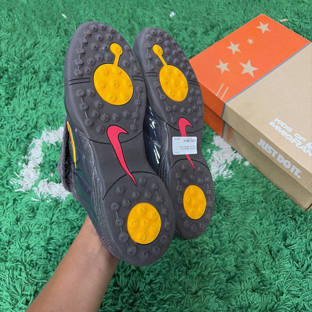 KIDS OF IMMIGRANTS VELVET BROWN SZ 12