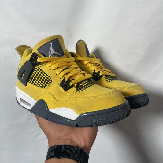 Jordan 4 Lightning Sz. 7y