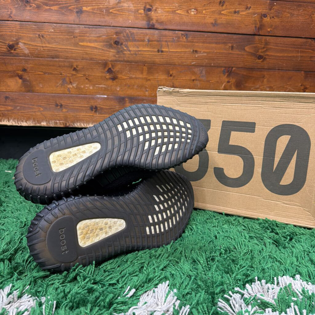YEEZY 350 BOOST SZ 9 "BRED" (BOX)