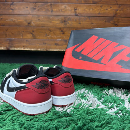 JORDAN 1 LOW "BLACK TOE" (BOX)