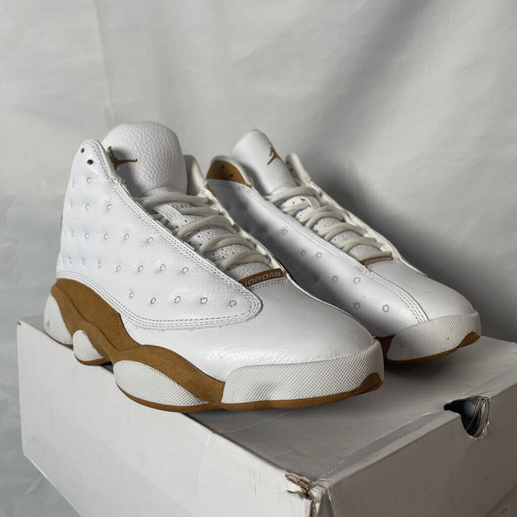 Jordan 13 Wheat Sz. 9.5