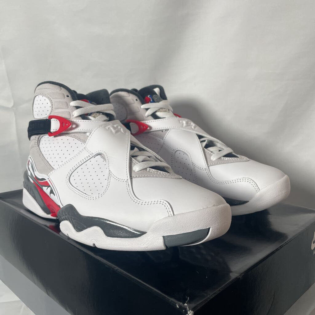 Jordan 8 Bugs Bunny Sz. 9.5