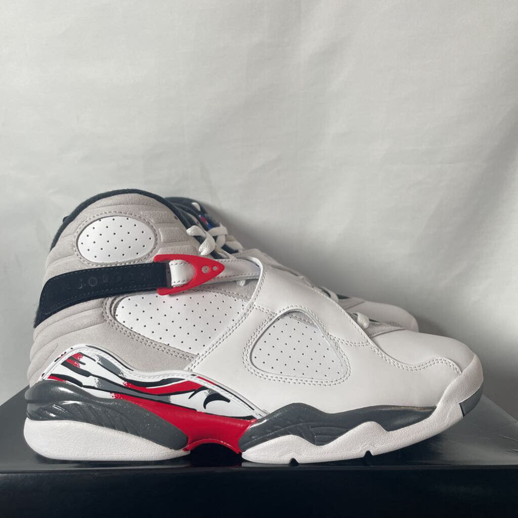Jordan 8 Bugs Bunny Sz. 9.5