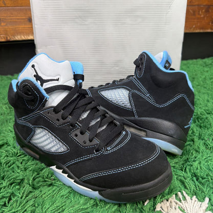 AIR JORDAN 5 " UNC " SZ.6.5 W BOX