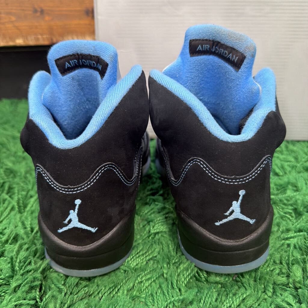 AIR JORDAN 5 " UNC " SZ.6.5 W BOX