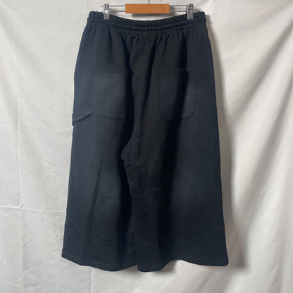 HMDD Rhinestone 3/4 Shorts Sz. XL