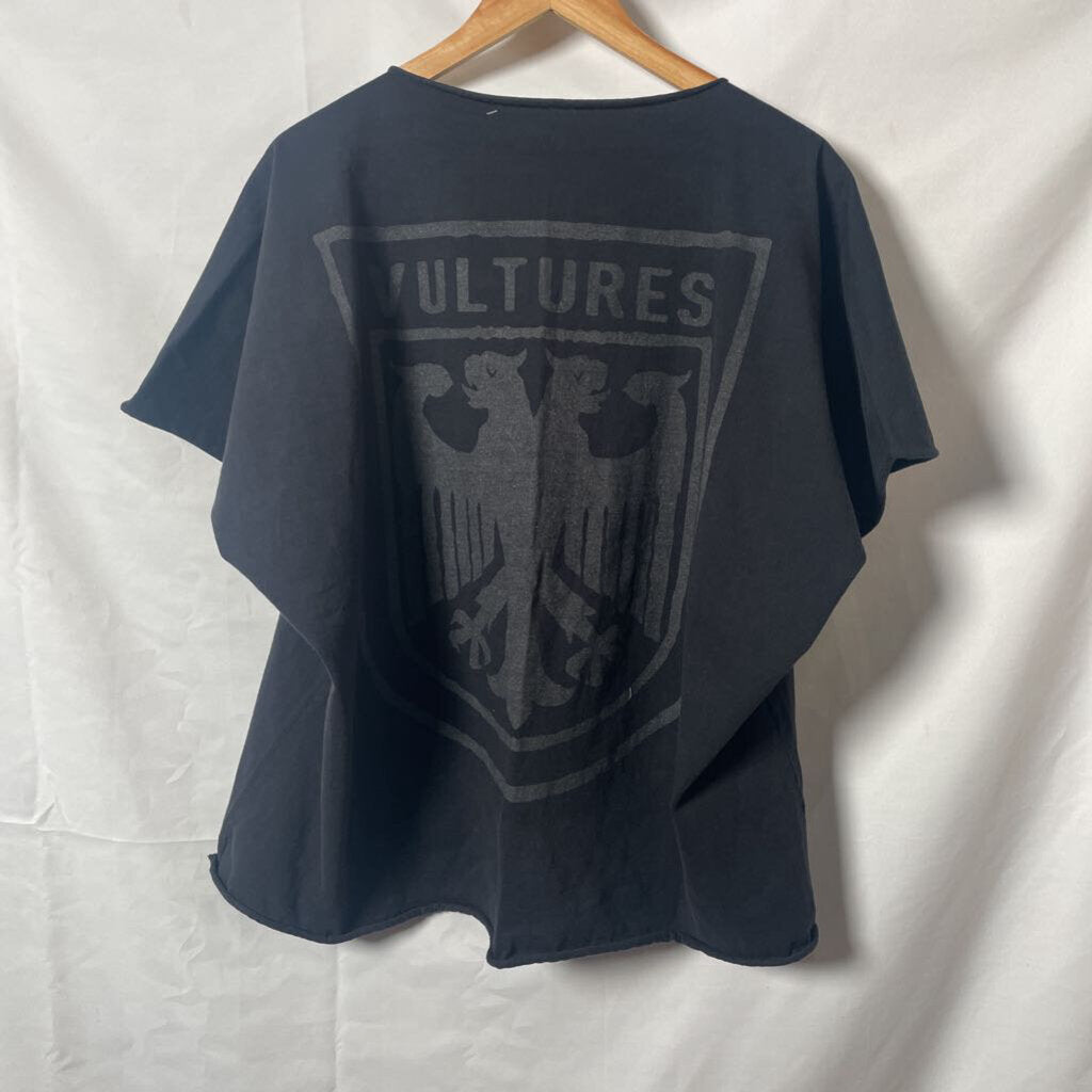 Vultures Black Tee Sz. 2