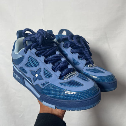 Blue LV Skates Sz. 7 (LV)
