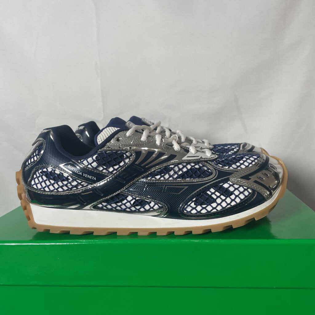 Blue n Silver Bottega orbits Sz. 45