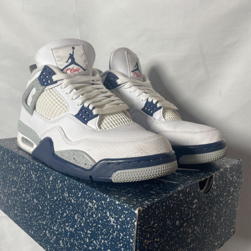 Jordan 4 Midnight Navy Sz.11
