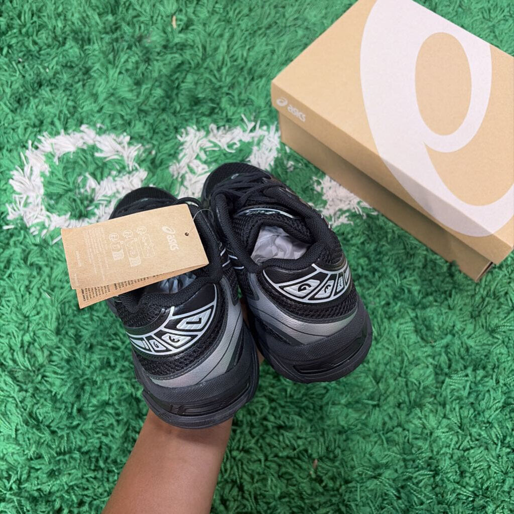 ASICS GEL-1130 " BLK " SZ.7 DS