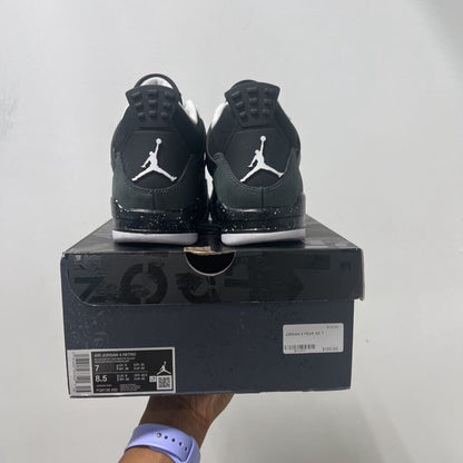 JORDAN 4 FEAR SZ 7