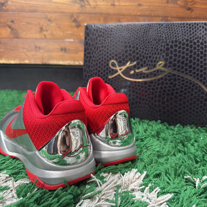 KOBE V PROTO " METALLIC " SZ.7.5 W BOX
