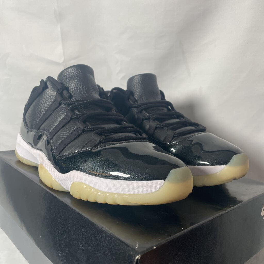 Jordan 11 Low 72-10