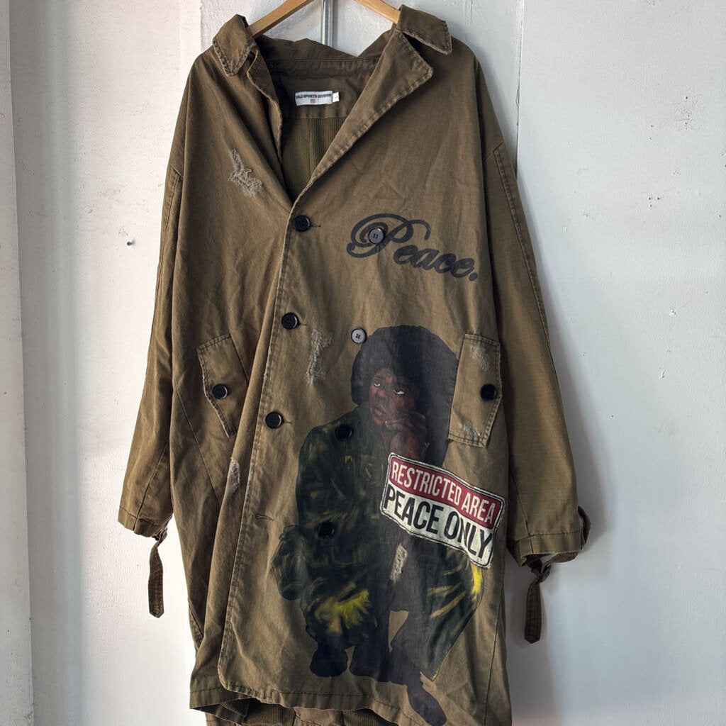 VALE TRENCH COAT SZ L