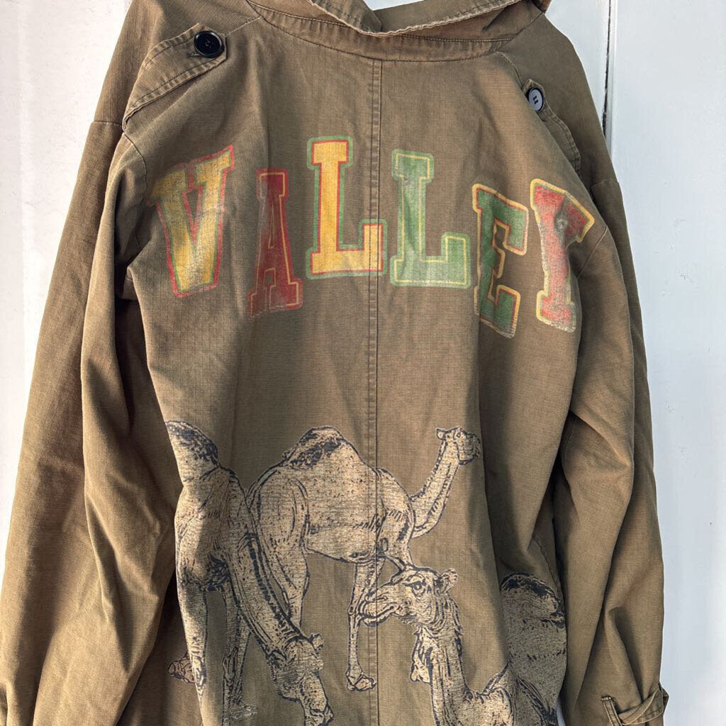 VALE TRENCH COAT SZ L