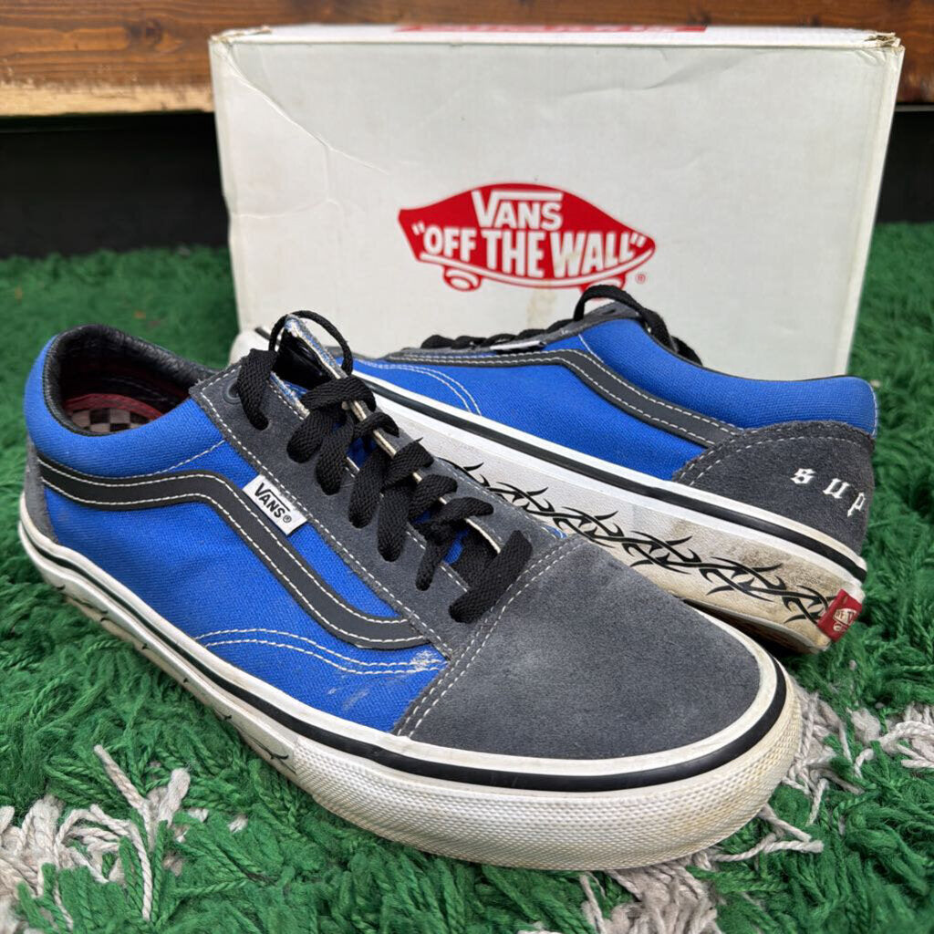 SUPREME VANS "OLD SKOOL" SZ 10 (BOX)
