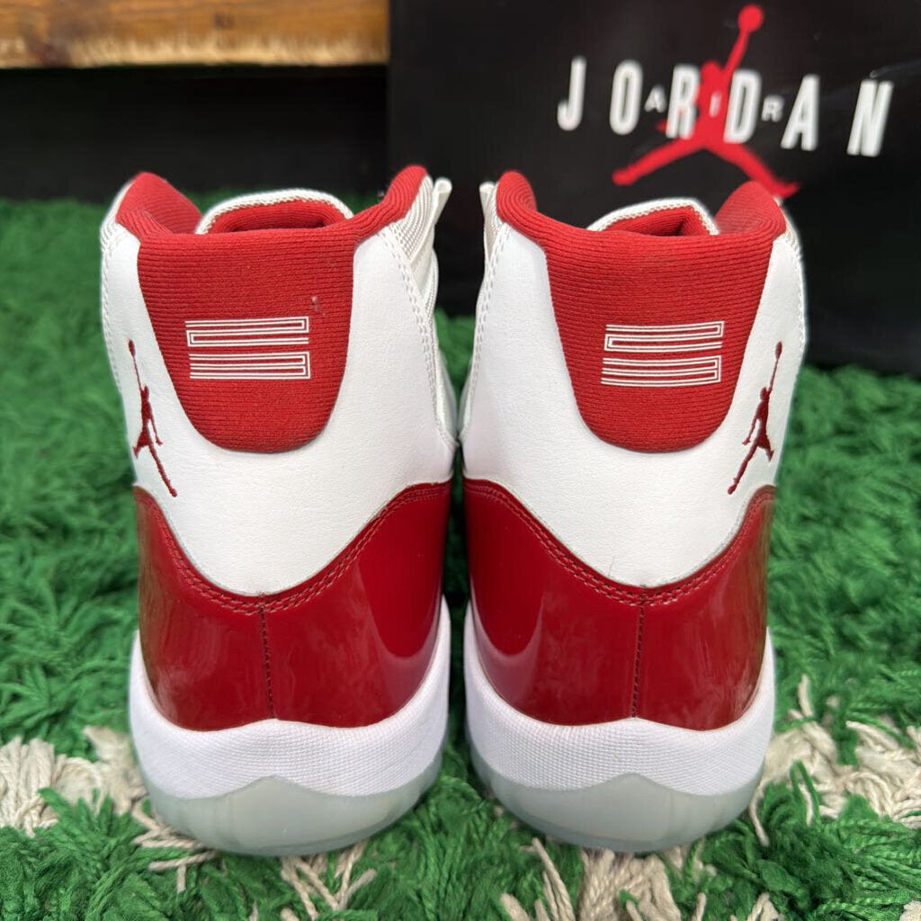 JORDAN 11 CHERRY SZ. 13 (BOX)