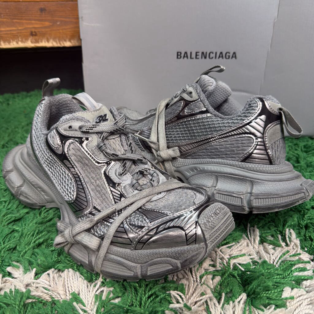 BALENCIAGA 3XL SZ. 40 (BOX)
