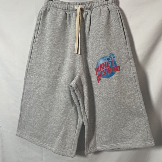 WV Grey Planet 3/4 shorts Sz. M