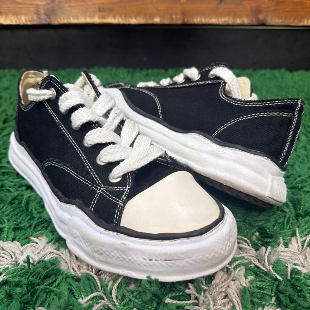 MMY CONVERSE SZ 46 (NO BOX)