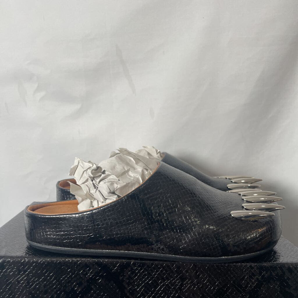 Bravest Snake Skin Clogs Sz. 10