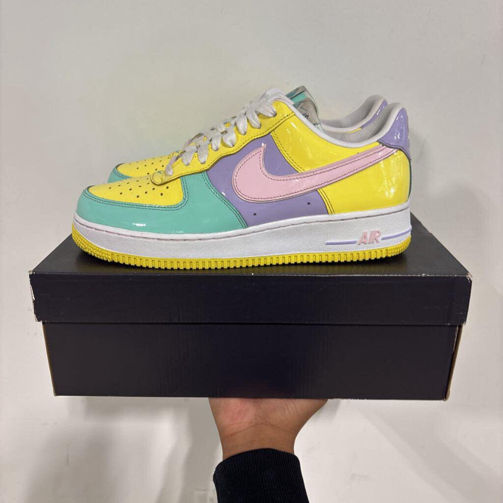 NIKE AF1 EASTER SZ. 9 (BOX)