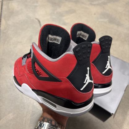 JORDAN 4 TORO BRAVO SZ. 9 (BOX)