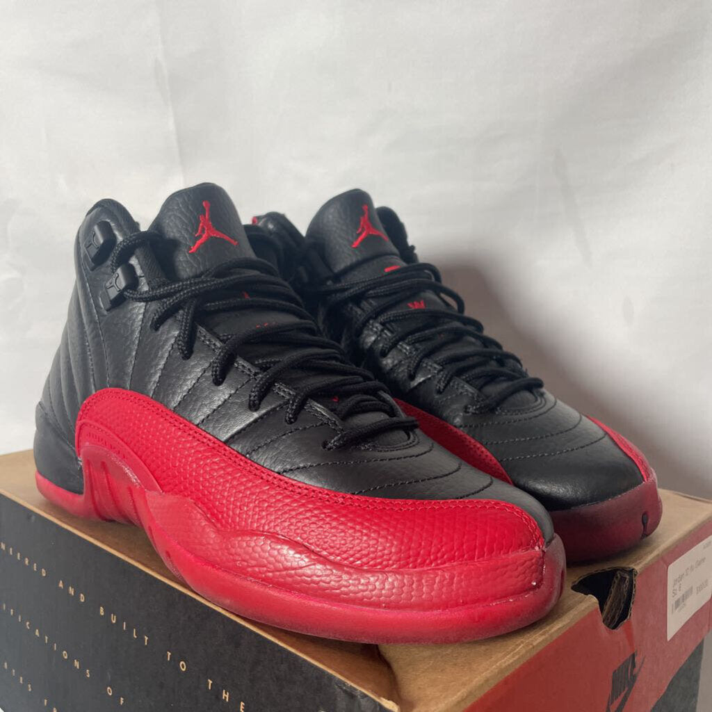 Jordan 12 flu Game Sz. 6