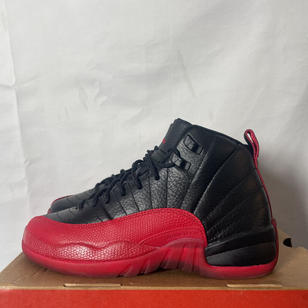 Jordan 12 flu Game Sz. 6
