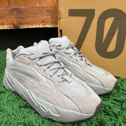 YEEZY 700 "GREY" SZ 11 (BOX)