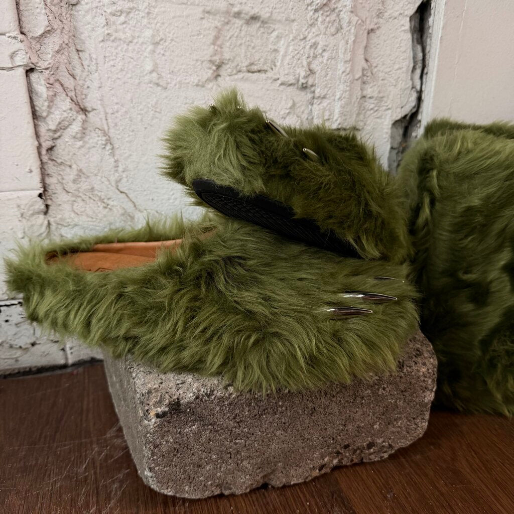 GREEN BRAVEST BEARCLAWS SZ 12