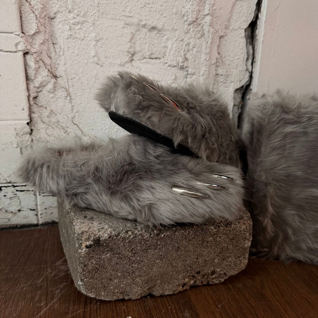 GREY BRAVEST BEARCLAWS SZ 12
