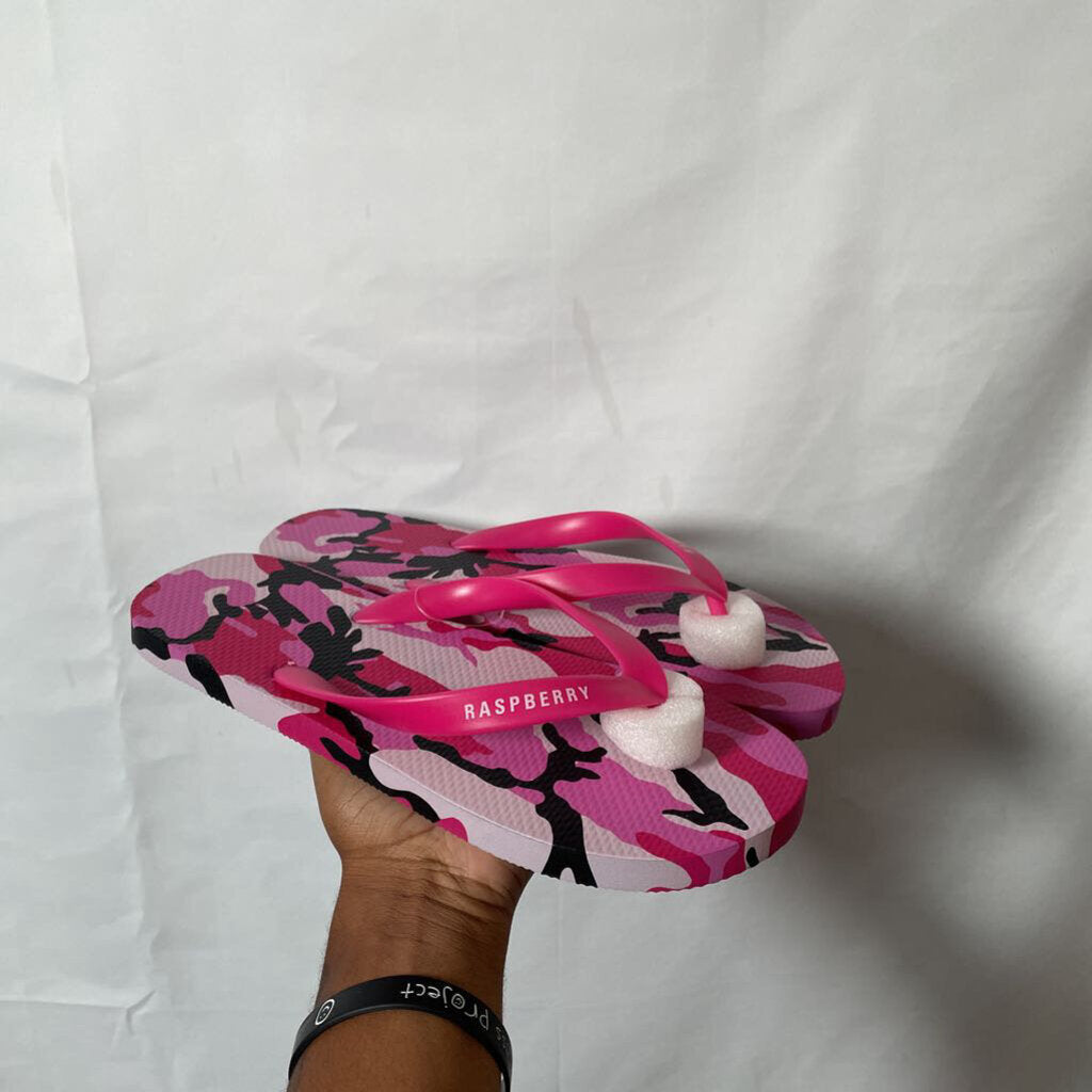 Gvgallery pink Flip Flops Sz. 10