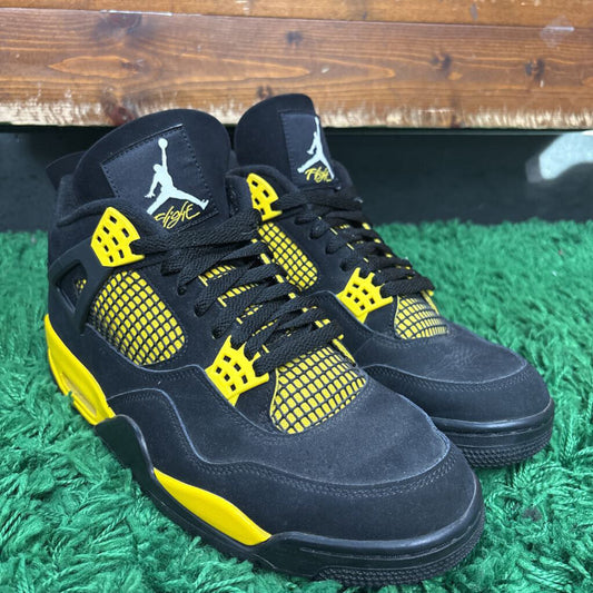 JORDAN 4 THUNDER SZ. 11.5 (NO BOX)