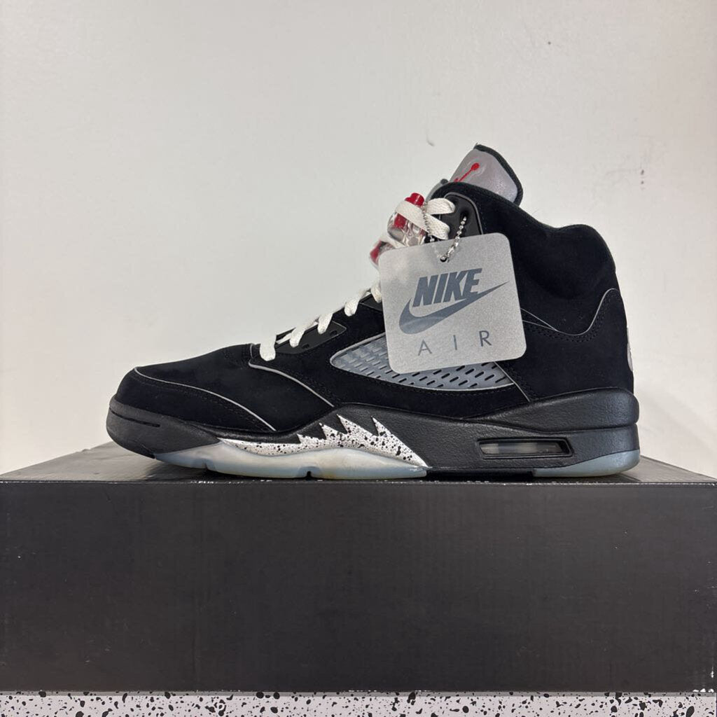 JORDAN 5 BLACK METALLIC SZ 9