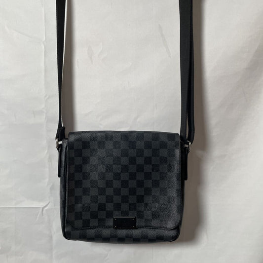 LV Damier Messenger Bag