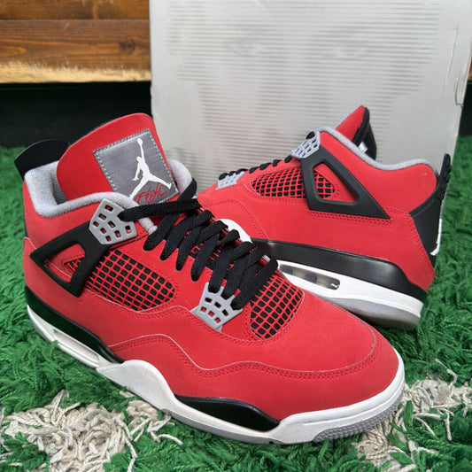 JORDAN 4 TORO BRAVO SZ. 11 (BOX)