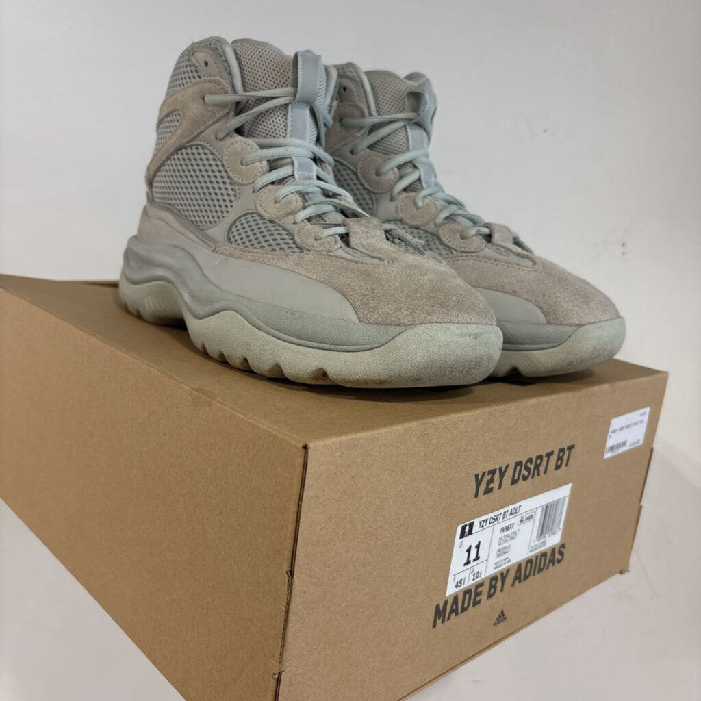 YEEZY DSRT BOOT SALT SZ 11