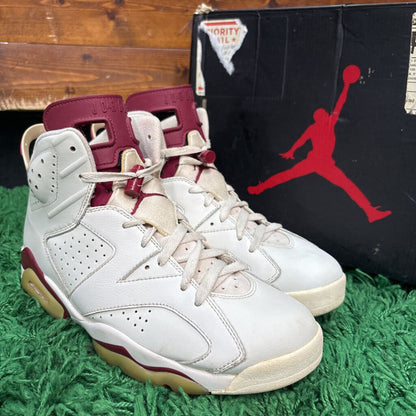 JORDAN 6 MAROON SZ. 10 (BOX)