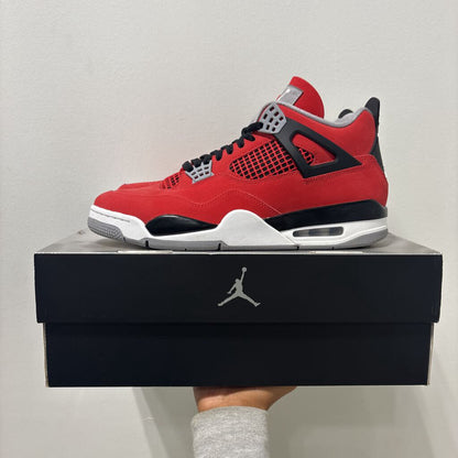 JORDAN 4 TORO SZ 10.5