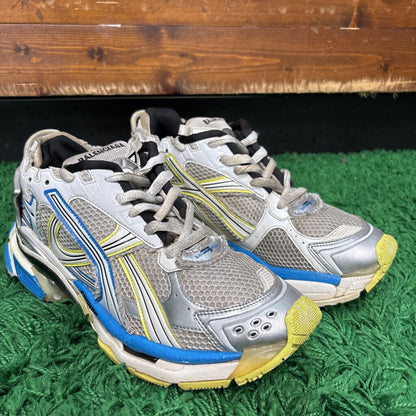 BALENCIAGA RUNNERS SZ. 44 (NO BOX)