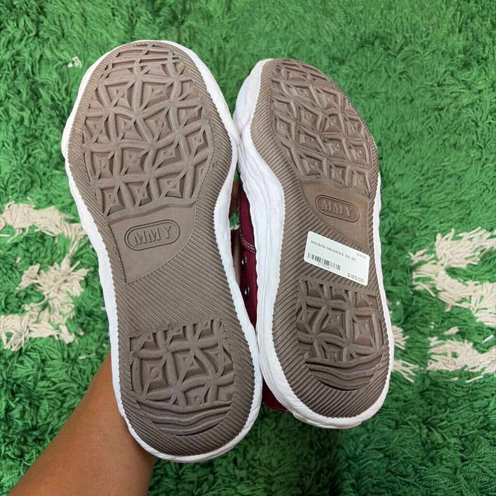 MAISON MIHARAS SZ 43