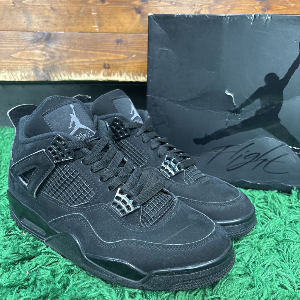 AIR JORDAN 4 " BLACK CAT " SZ. 8.5 W BOX