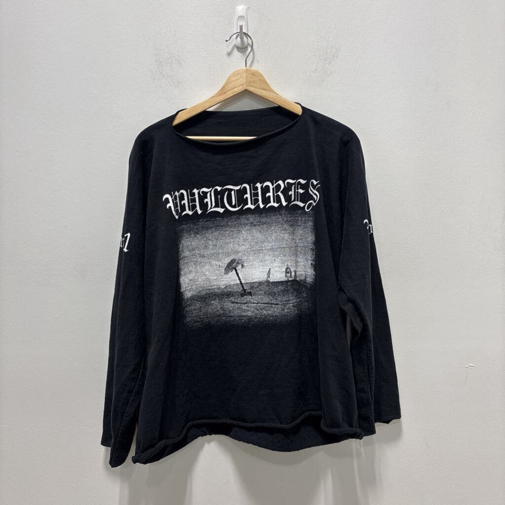 YZY LONGSLEEVE SZ 1