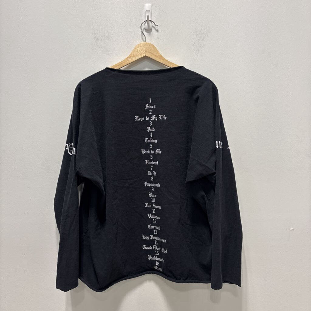 YZY LONGSLEEVE SZ 1